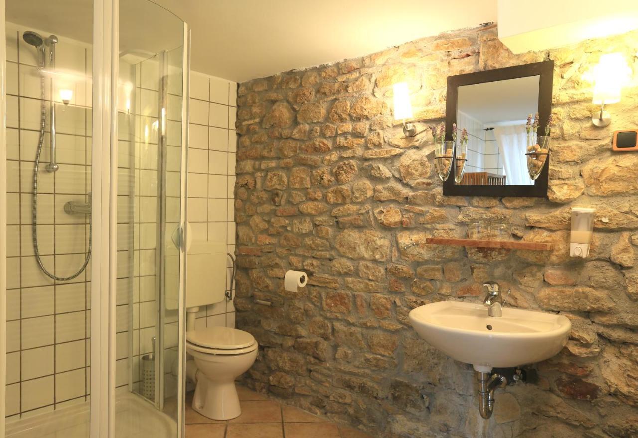 Hotel Weingewolbe Bermersheim Luaran gambar